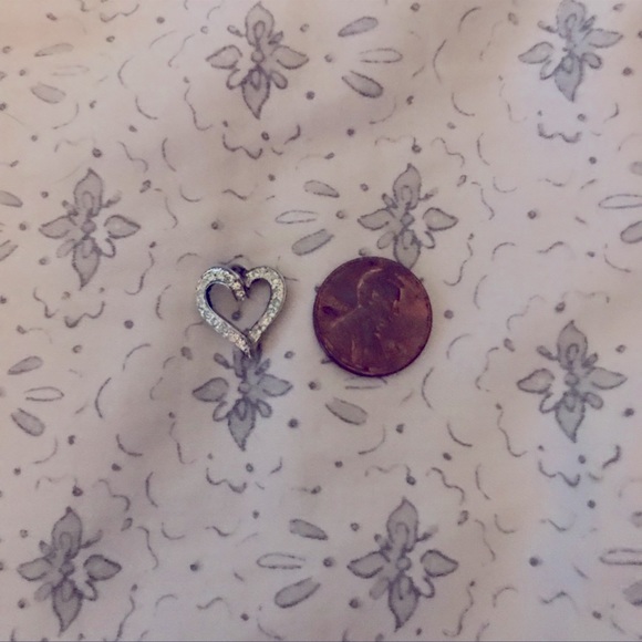 Crystal Heart Pendant 🤍 - Picture 3 of 3